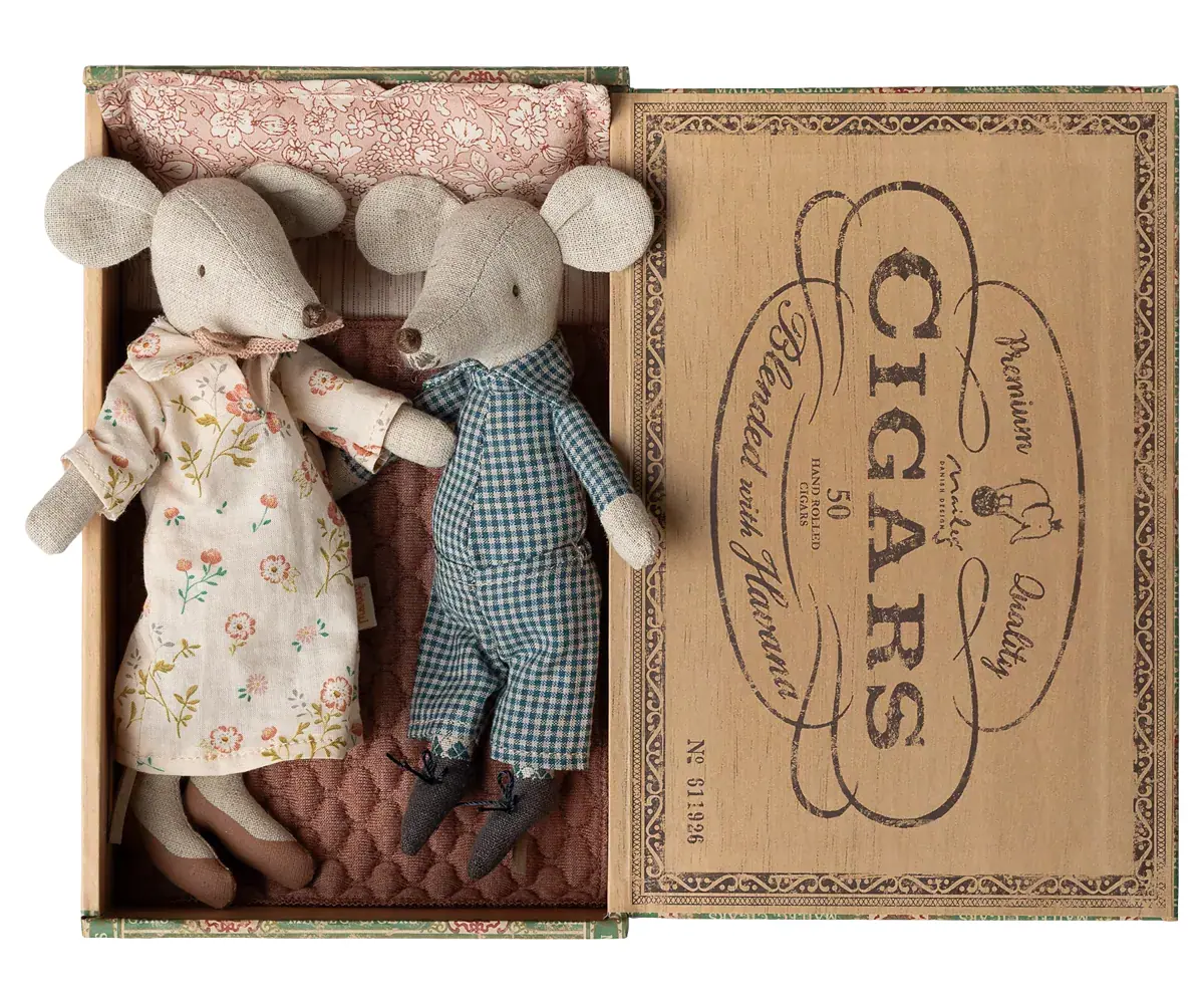 Maileg Oma und Opa Maus in Box