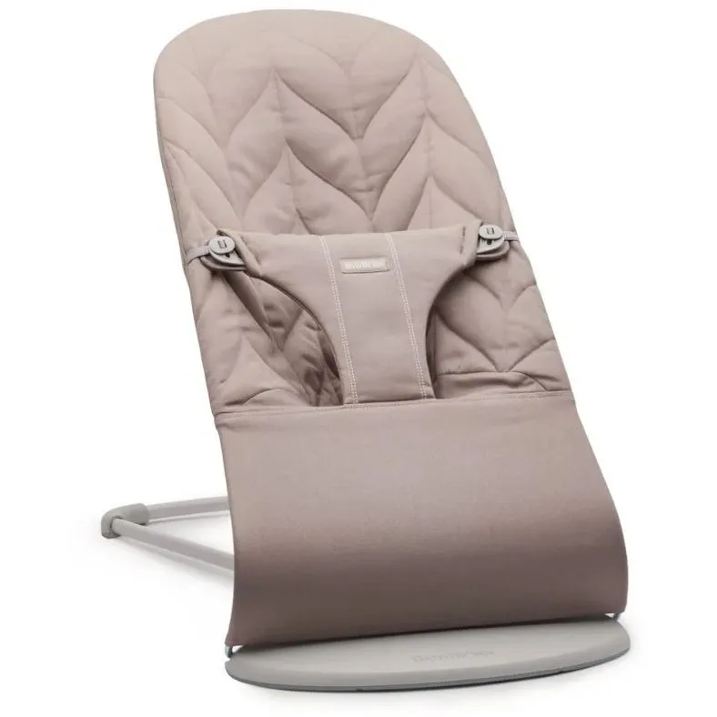 BabyBjörn Babywippe Bliss Woven Petal Quilt sandgrau