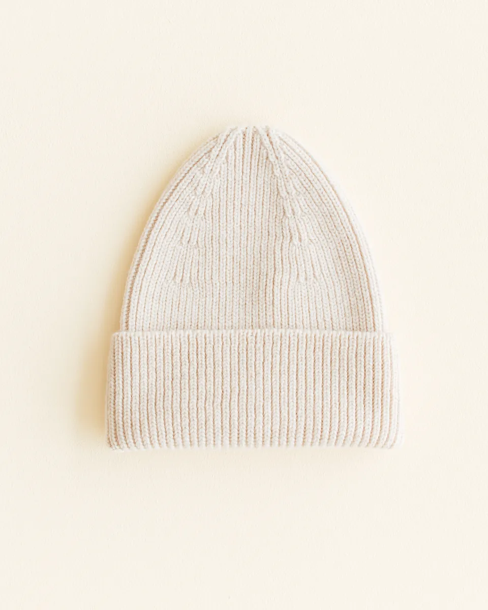 Hvid Adult Beanie "Fonzie" Cream