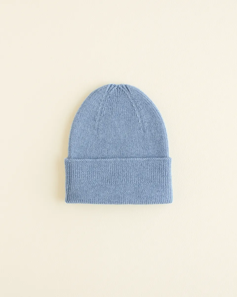 Hvid Newborn Beanie "Fonzie" Light Blue