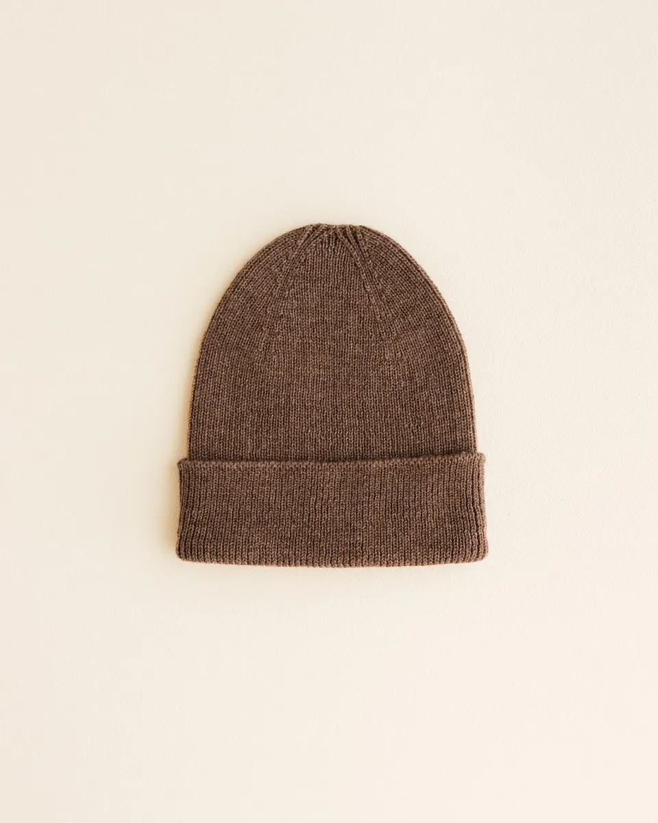 Hvid Newborn Beanie "Fonzie" Mocha