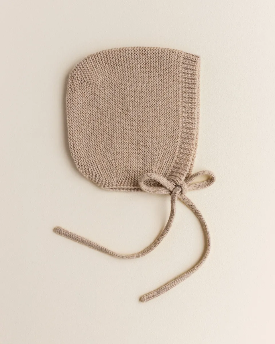 Hvid Baby Strickmütze "Dolly" Sand