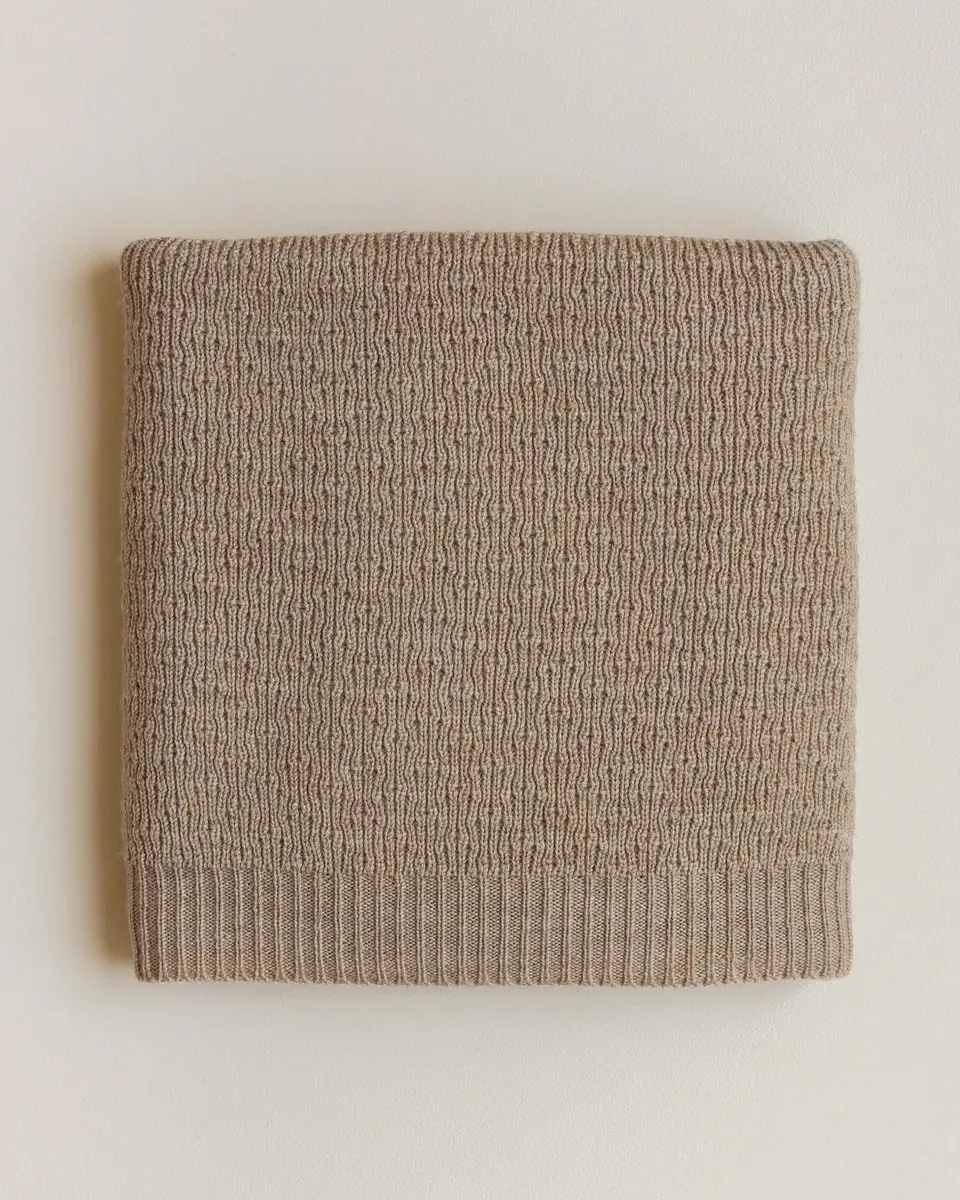 Hvid Babydecke "Dora" Sand