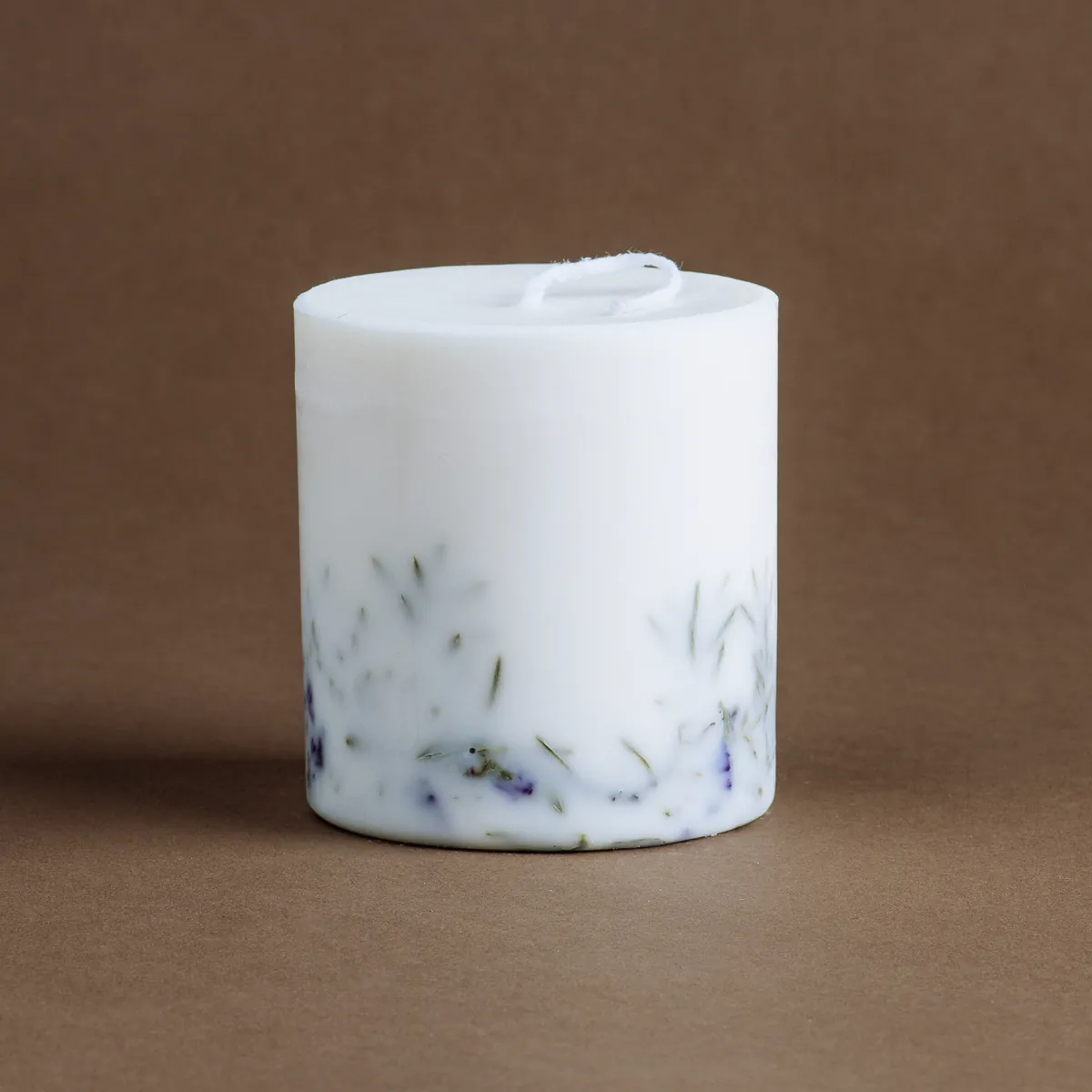 the Munio Sojawachs Duftkerze - Juniper & Limonium