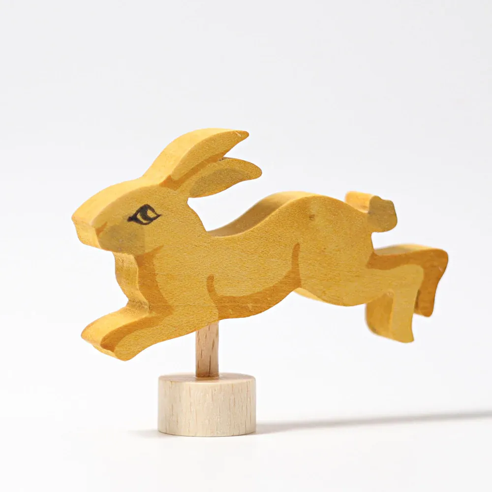 Grimm's Steckfigur Hase spingend