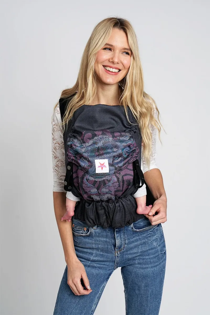 Kokadi Babytrage Flip Löwe Mattea Babysize
