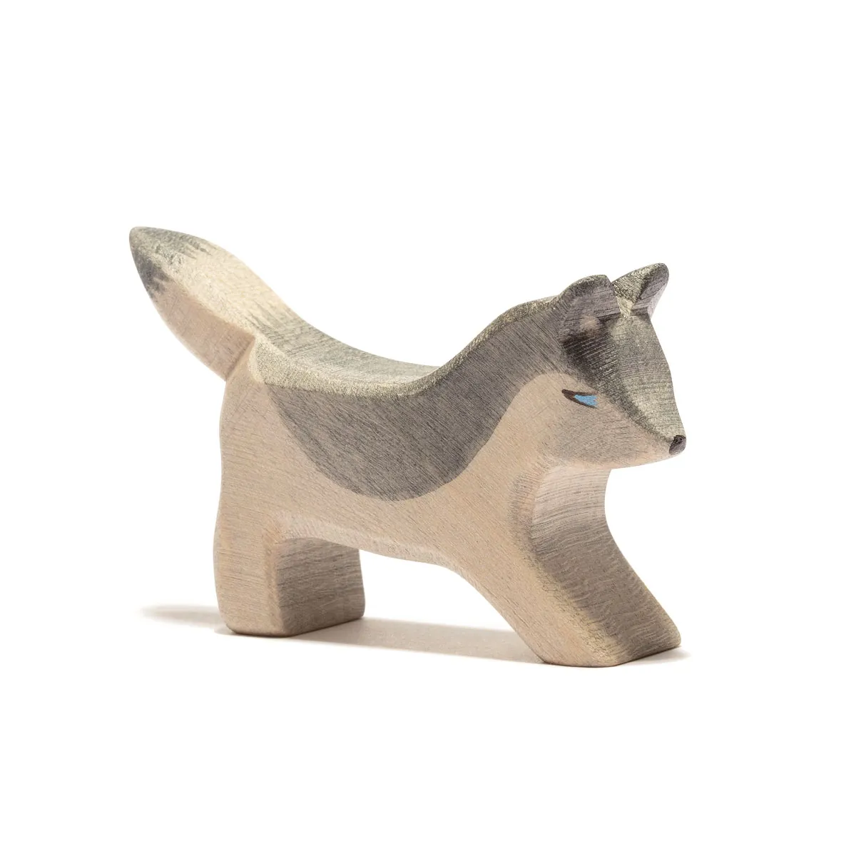 Ostheimer Holztier "Wolf klein spielend"